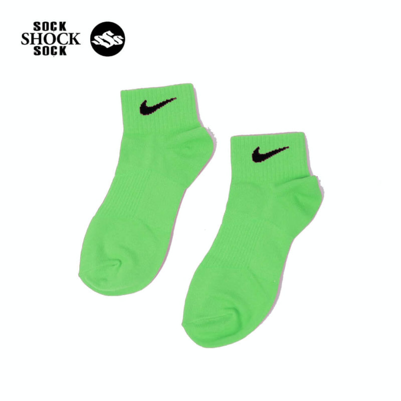 tất nike cổ thấp xanh lásss